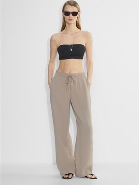 EUC ARITZIA x WILFRED - Thesis Pants in Nomad Taupe, Large